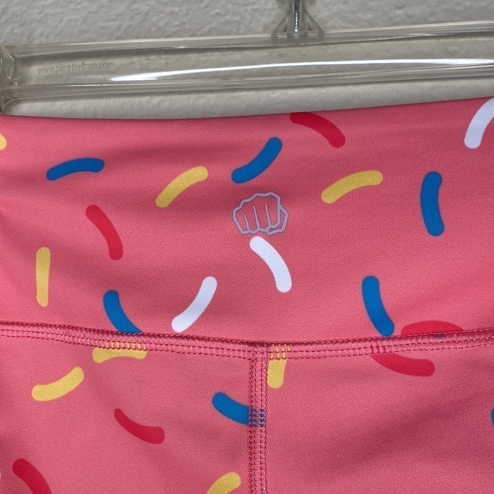 Feed Me Fight Me leggings women’s small pink candy euc - Picture 4 of 5